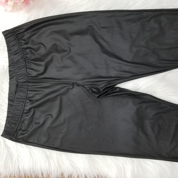 Black Faux Leather Leggings - Picture 3 of 15